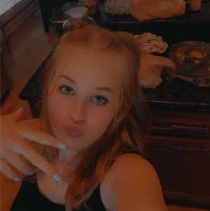 Meet your Posher, Katelyn